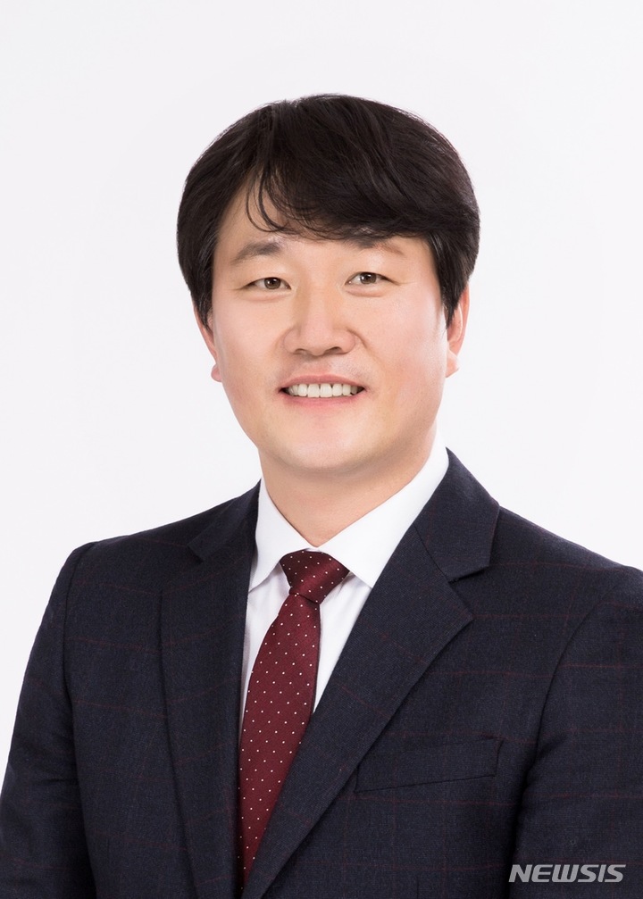 [김포=뉴시스] 정일형 기자 = 한종우 김포시의회 의원. (사진은 김포시의회 제공)