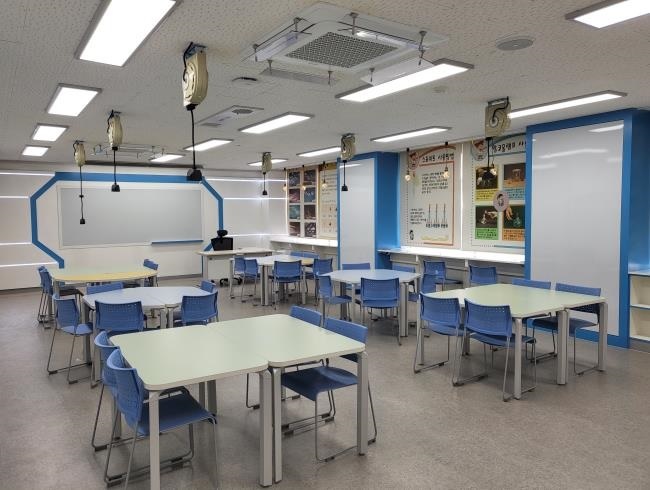 [안동=뉴시스] 도내 한 초등학교의 지능형 과학실. (사진=경북교육청 제공) 2022.09.16 *재판매 및 DB 금지