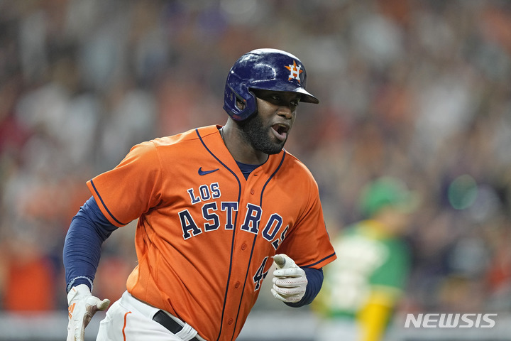 [휴스턴=AP/뉴시스] 메이저리그(MLB) 휴스턴 애스트로스의 요르단 알바레스. 2022.09.17