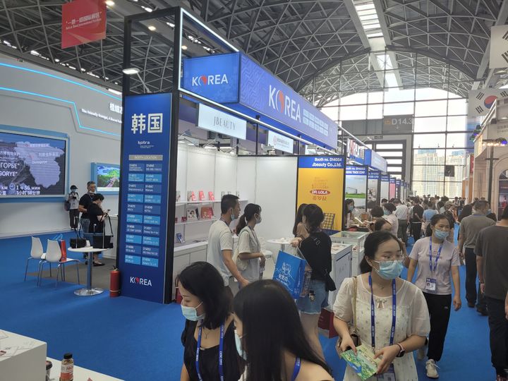 [서울=뉴시스]코트라는 이달 16일부터 19일까지 나흘간 중국 광시좡족자치구 난닝시에서 개최되는 ‘제19회 중국-아세안 엑스포’와 연계해 ‘2022 중국지역 O2O 한국우수상품전’을 개최했다. 제19회 중국-아세안 엑스포 한국 국가홍보관 전경 (사진=코트라 제공) *재판매 및 DB 금지