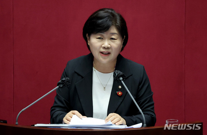 [서울=뉴시스] 고범준 기자 = 서영교 더불어민주당 의원. (공동취재사진) 2022.09.19. photo@newsis.com