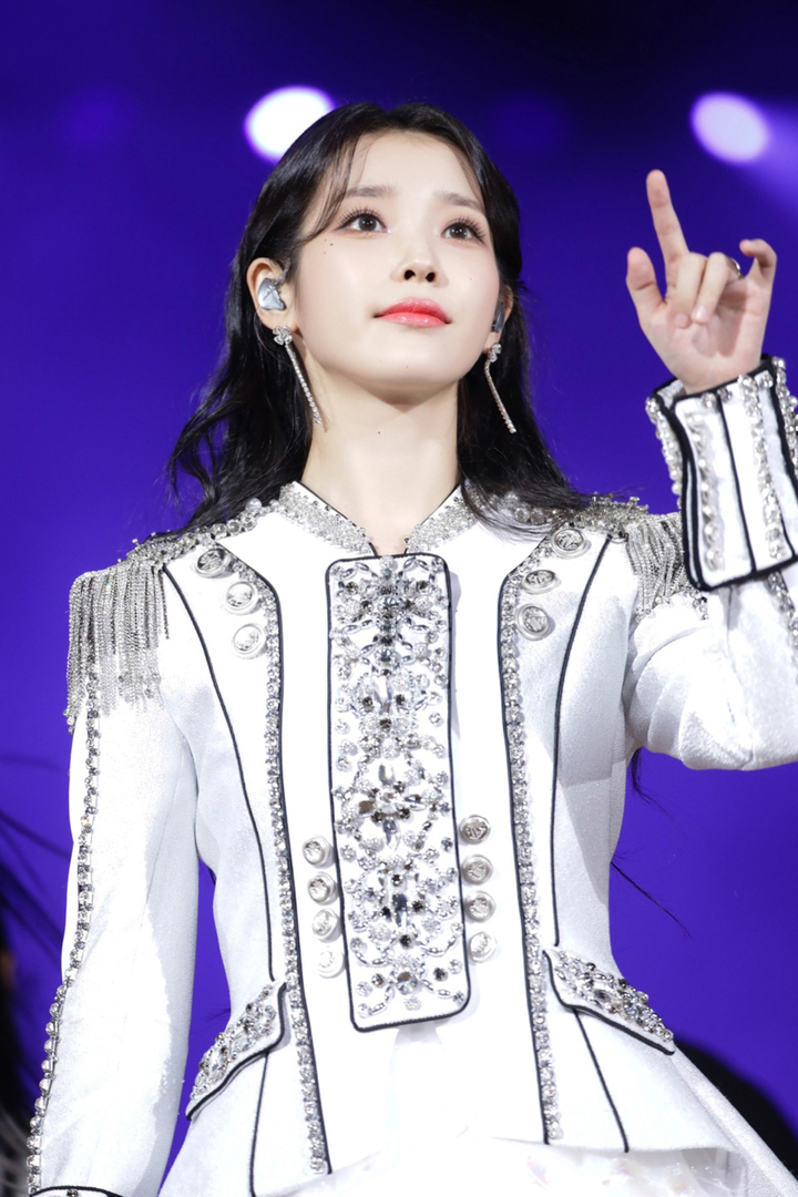 IU's Debut Anniversary Hits 18 Years, and a Stadium Record Will Have to Wait