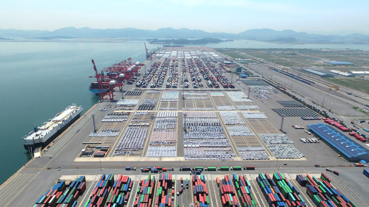 [광양=뉴시스] 전남 거점 수출입 항만인 '여수광양항' 전경. (사진=전남도 제공) 2022.09.21. photo@newsis.com *재판매 및 DB 금지