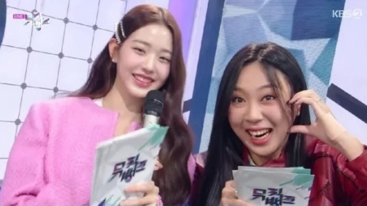 [서울=뉴시스] 장원영, 이영지 2022.09.24 (사진=인스타그램 캡처) photo@newsis.com *재판매 및 DB 금지