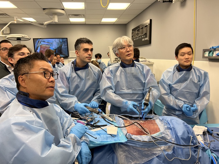 대전우리병원 박철웅 원장이 최근 뉴욕 가을 척추심포지엄에서 초청 강연을 벌였다.(사진=대전우리병원 제공) *재판매 및 DB 금지