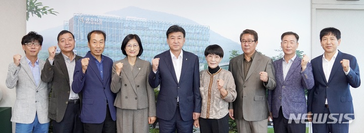 [광주(경기)=뉴시스]경기 광주시가 26일 특수협과 수질 관련 현안 사항에 대해 간담회를 개최했다.