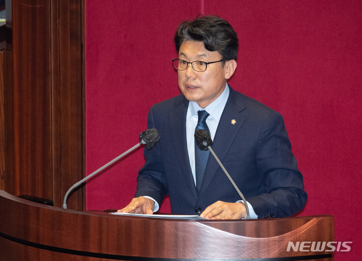 [서울=뉴시스] 최진석 기자 = 진성준 더불어민주당 의원. (공동취재사진) 2022.09.29. photo@newsis.com