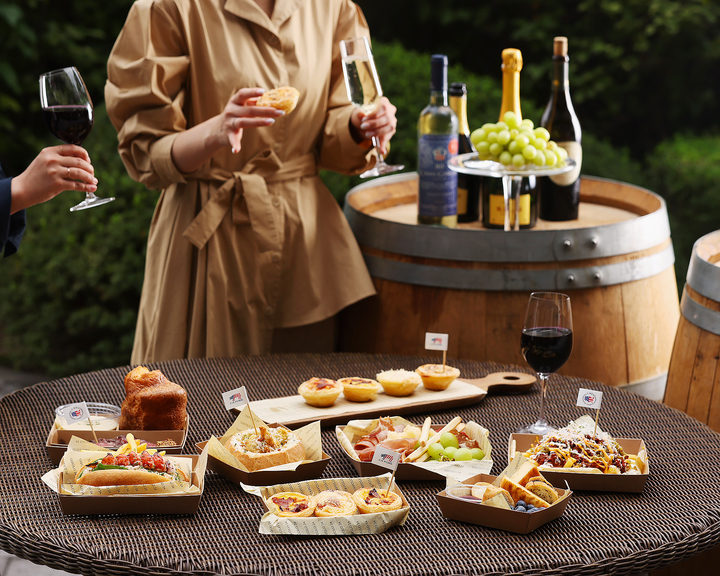 JW 메리어트 동대문 '2022 와인 앤 버스커' *재판매 및 DB 금지