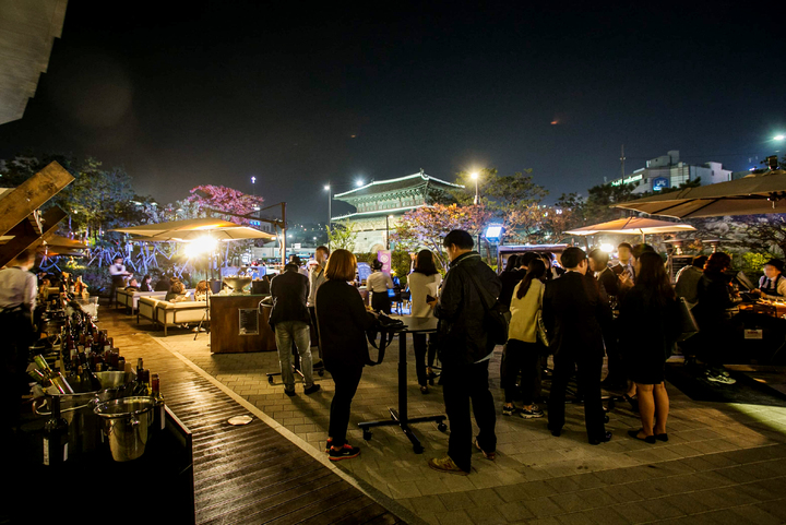 JW 메리어트 동대문 '2022 와인 앤 버스커' *재판매 및 DB 금지