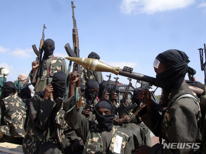 알샤바브, 소말리아 수도 공격 UAE·바레인군 4명 사살