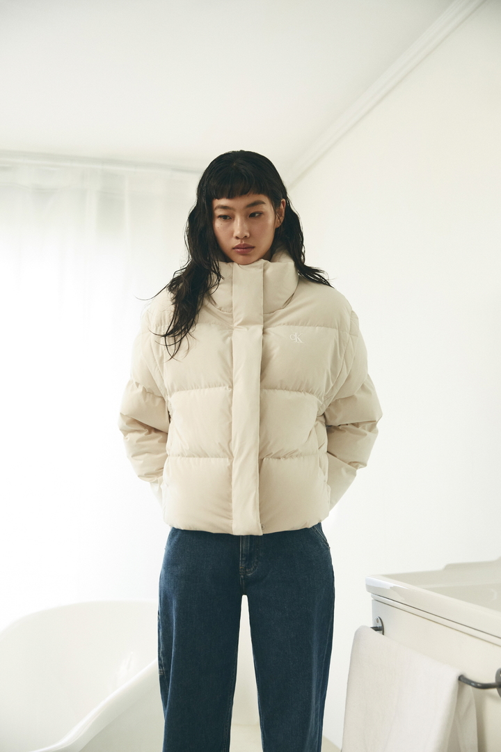 [서울=뉴시스] 정호연 2022.10.05 (사진=캘빈클라인) photo@newsis.com *재판매 및 DB 금지