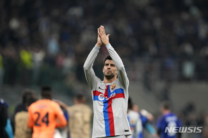 [밀라노=AP/뉴시스] 유럽챔피언스리그 인터밀란전 후 바르셀로나 피케의 모습. 2022.10.04.