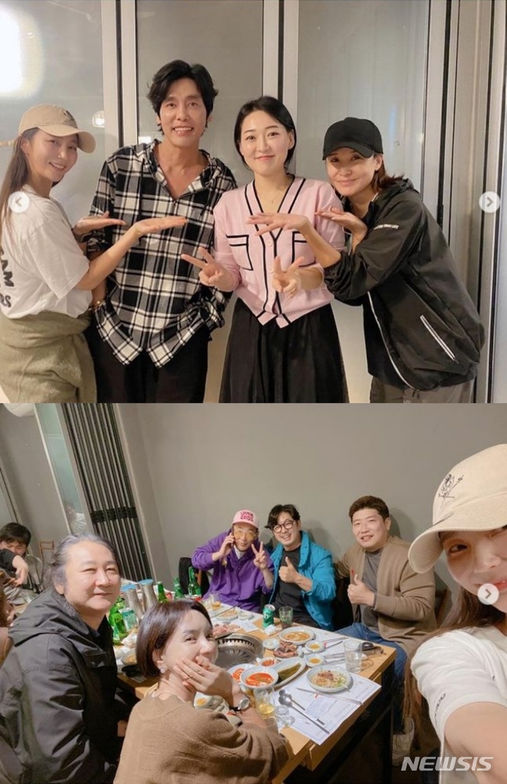 [서울=뉴시스] 안혜경, 최성국, 예비신부. 2022.10.08. (사진 = 안혜경 인스타그램 캡쳐) photo@newsis.com*재판매 및 DB 금지