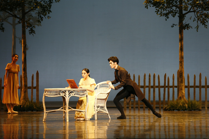 [서울=뉴시스]발레 '오네긴' 공연 장면. (사진=유니버설발레단/Kyoungjin Kim) 2022.10.08. photo@newsis.com *재판매 및 DB 금지