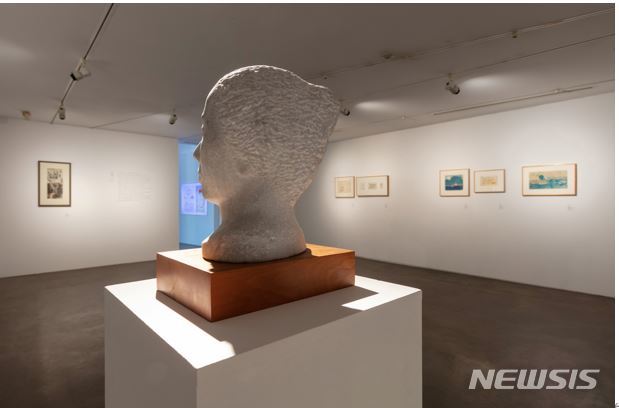 [서울=뉴시스]김종영미술관, 수화(樹話)와 우성(又誠), 70년 만의 재회 전시 전경.