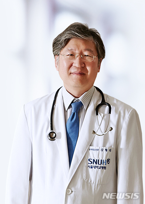 [서울=뉴시스]강형진 서울대병원 소아청소년과 교수. (사진= 서울대병원 제공) 2022.10.13