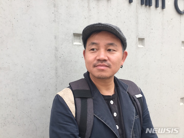 [전주=뉴시스]윤난슬 기자 = 전북대학교 도서관은 오는 17일 오후 2시 전대학술문화관에서 김호연 작가의 '북 콘서트'를 진행할 계획이라고 13일 밝혔다.(사진=전북대 제공) 