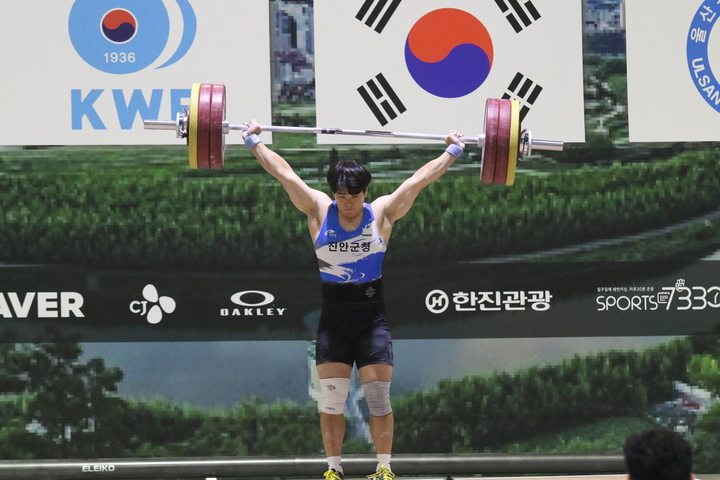 [울산=뉴시스] 제103회 전국체육대회에 출전한 전북선수단 모습(진안군청 역도). *재판매 및 DB 금지