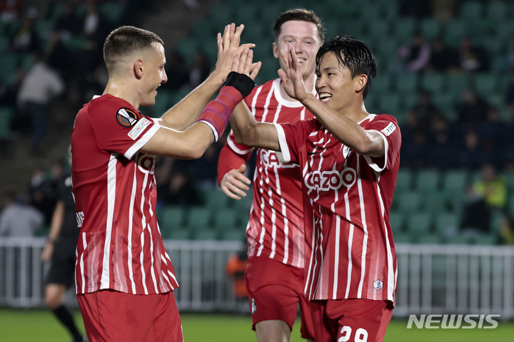 [낭트=AP/뉴시스]프라이부르크 정우영. 2022.10.13.