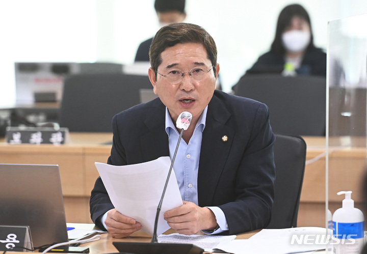 [수원=뉴시스] 김종택기자 = 국민의힘 김학용 의원.2022.10.14. jtk@newsis.com