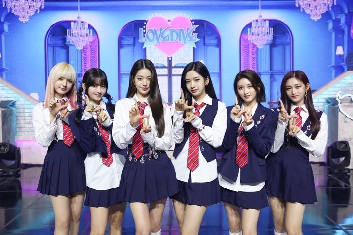 [서울=뉴시스] 아이브. 2022.10.19. (사진 = 스타쉽엔터테인먼트 제공) photo@newsis.com *재판매 및 DB 금지