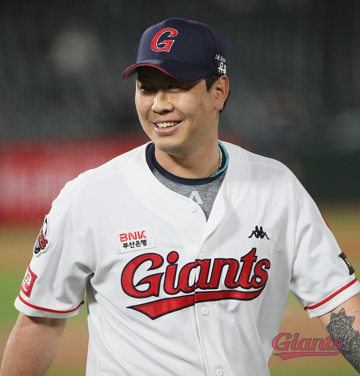 롯데 자이언츠 진명호. (사진=롯데 제공) *재판매 및 DB 금지