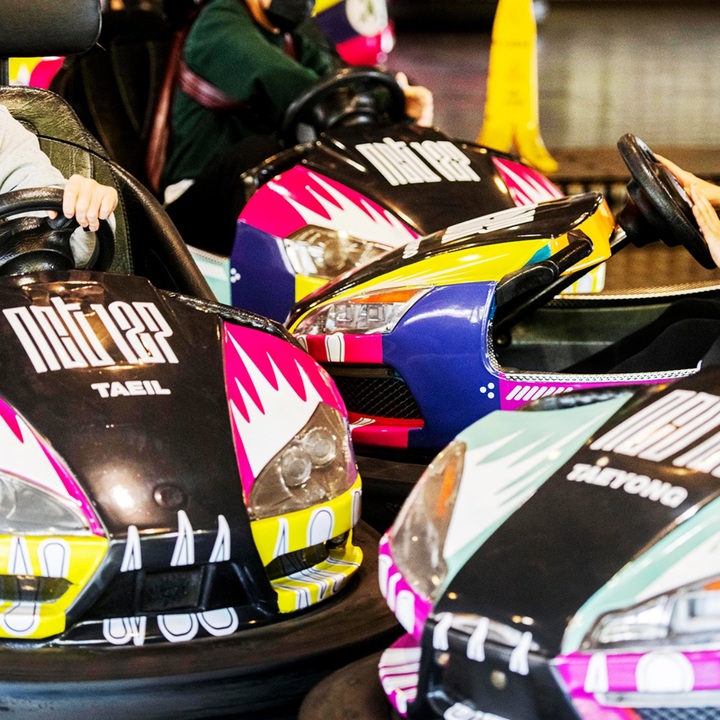 [서울=뉴시스] '에버 에스엠타운(EVER SMTOWN)' NCT 127 범퍼카 2022.10.20. (사진= 에스엠엔터테인먼트 제공)photo@newsis.com *재판매 및 DB 금지