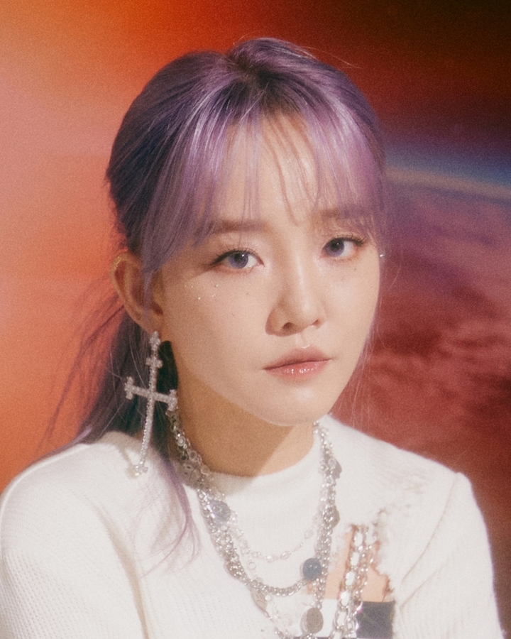 [서울=뉴시스] 윤하. 2022.10.24. (사진 = C9엔터테인먼트 제공) photo@newsis.com *재판매 및 DB 금지