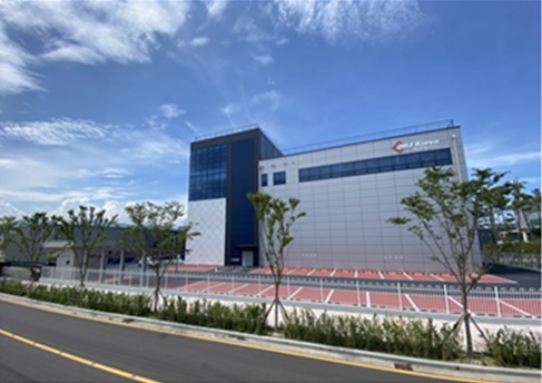 [부산=뉴시스] 경기도 부천 소재 파워반도체 업체 제엠제코가 기장군 동남권 방사선 의·과학 산업단지로 이전 완료하고 26일 오전 준공식을 갖는다. 사진은 제엠제코의 이전 공장 전경(사진=부산시 제공) *재판매 및 DB 금지