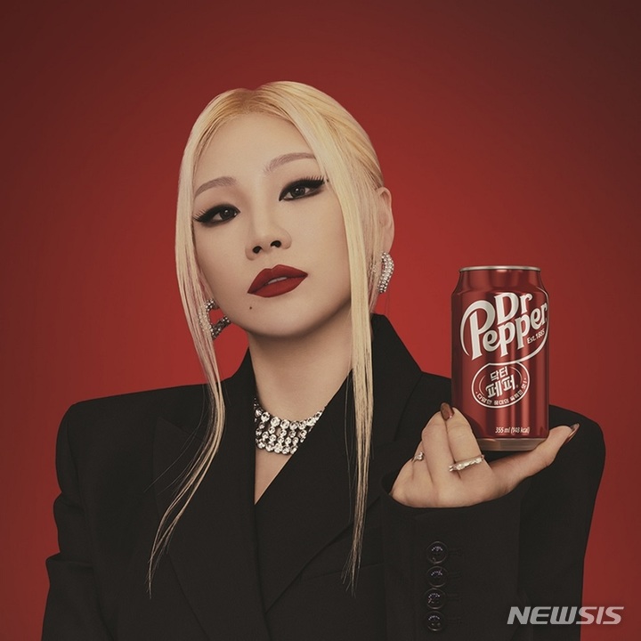 유통업계, 팬심 자극하는 '성덕' 마케팅 눈길