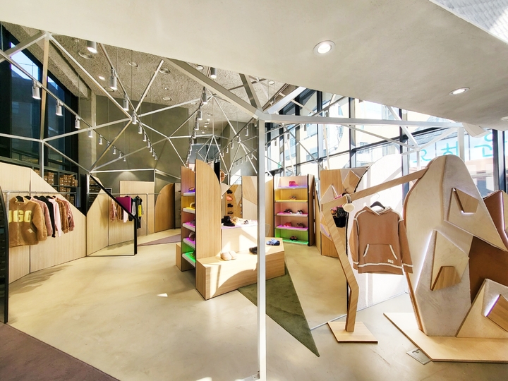 신세계인터내셔날, '어그' 브랜드 의류 라인 국내 첫 론칭