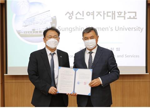 성신여대 이성근(왼쪽) 총장, 우주베키스탄 국립문화예술대 율다쉐브 이브로힘 총장. 사진 성신여대 *재판매 및 DB 금지