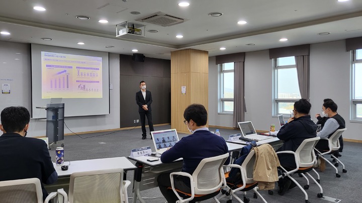 한국정보보호산업협회(KISIA)는 경기창조경제혁신센터와 판교 창업존에서 ‘정보보호 스타트업 크로스 IR’행사를 개최했다. 사진은 행사 현장의 모습. (사진=한국정보보호산업협회 제공) *재판매 및 DB 금지