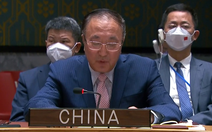 [워싱턴=뉴시스]장쥔 유엔 주재 중국 대사가 4일(현지시간) 북한 미사일 관련 안전보장이사회 공개 회의에서 발언하고 있다. (사진=유엔 웹TV) 2022.11.04. *재판매 및 DB 금지
