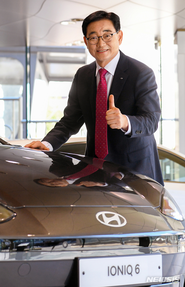 [서울=뉴시스]현대차 '판매거장' 김성곤 영업이사.(사진=현대자동차 제공) 2022.11.8 photo@newsis.com