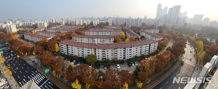 서울 아파트 매매수급지수 70선도 붕괴…2012년 이후 처음
