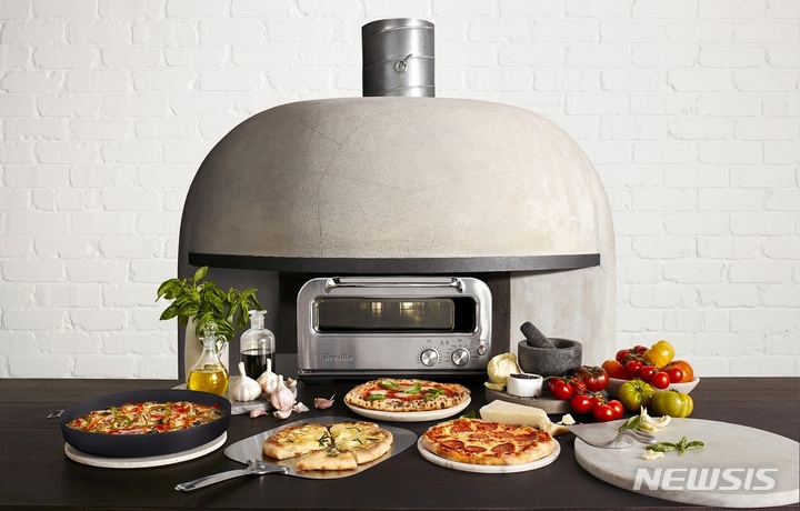 [서울=뉴시스] 브레빌 가정용 오븐 '피자이올로'. (사진=브레빌 제공) 2022.11.14. photo@newsis.com