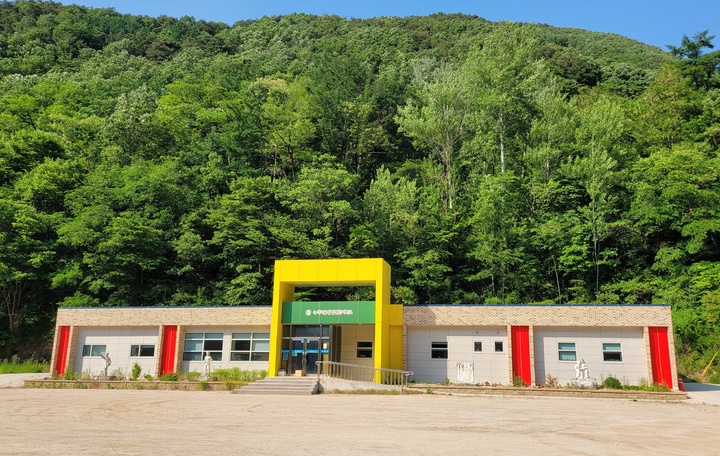 충북 단양 금곡분교 옛터. *재판매 및 DB 금지