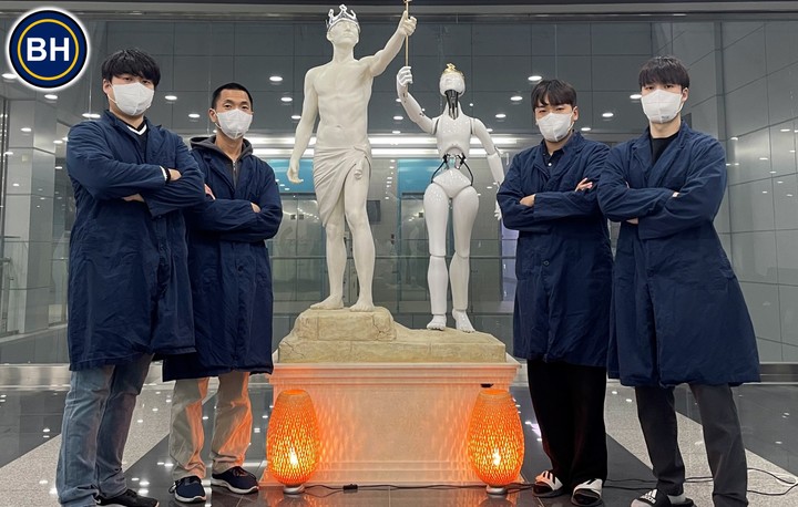 DGIST 로봇 및 기계전자공학과 김봉훈 교수(왼쪽에서 두번째)와 연구진 *재판매 및 DB 금지