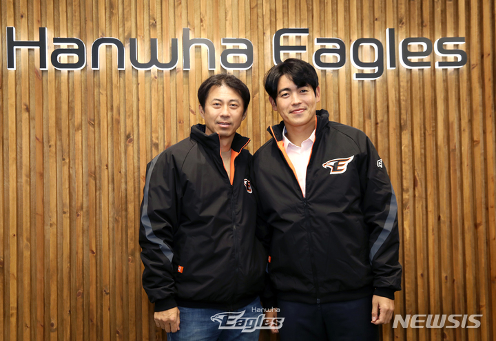 [서울=뉴시스] 한화 이글스와 FA 계약 맺은 이태양. (사진= 한화 이글스 제공)