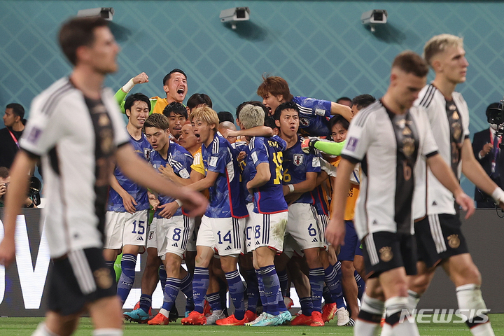 일본 축구대표팀의 월드컵 경기 장면