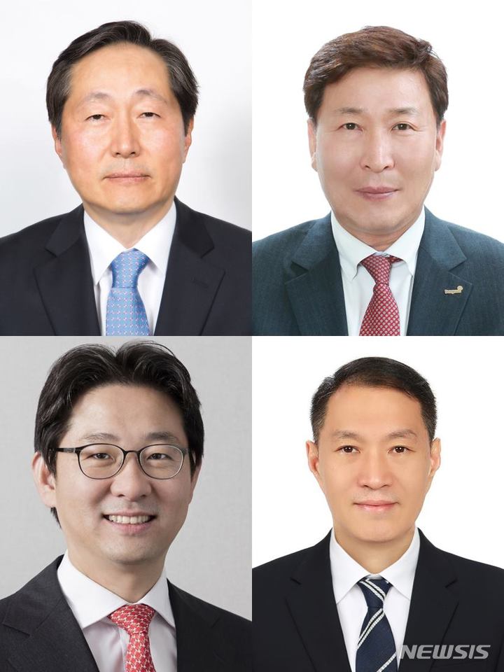 [서울=뉴시스] 왼쪽 상단부터 시계방향으로 이명우 동원산업 사업지주부문 부회장, 김성용 동원F&B 대표이사 사장, 민은홍 동원산업 사업부문 대표이사 부사장, 정문목 동원홈푸드 식재FS외식부문 대표이사 사장의 모습(사진=동원그룹 제공)