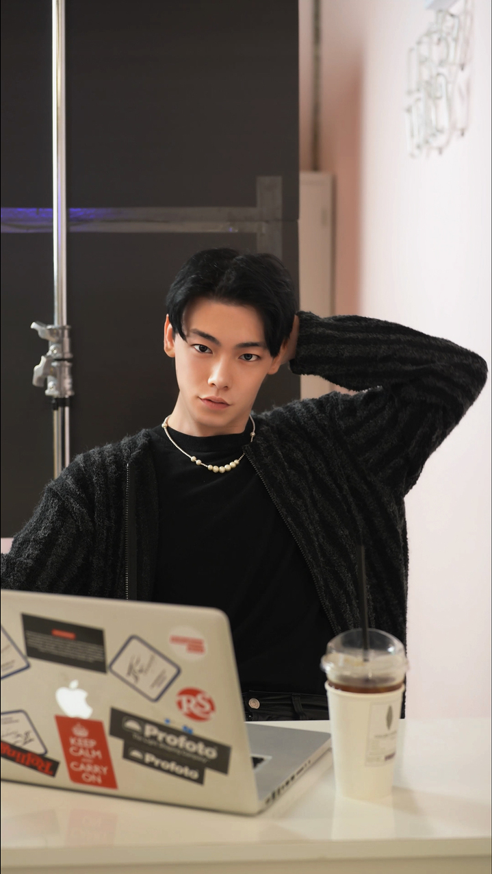 [서울=뉴시스] 버추얼 휴먼 뮤지션 '질주' 2022.11.24. (사진= 비브스튜디오스 제공) photo@newsis.com *재판매 및 DB 금지