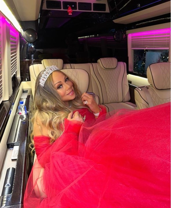 [서울=뉴시스] 머라이어 캐리 인스타그램 캡처 2022.11.25. (사진= 머라이어 캐리 인스타그램) photo@newsis.com　&nbsp; *재판매 및 DB 금지