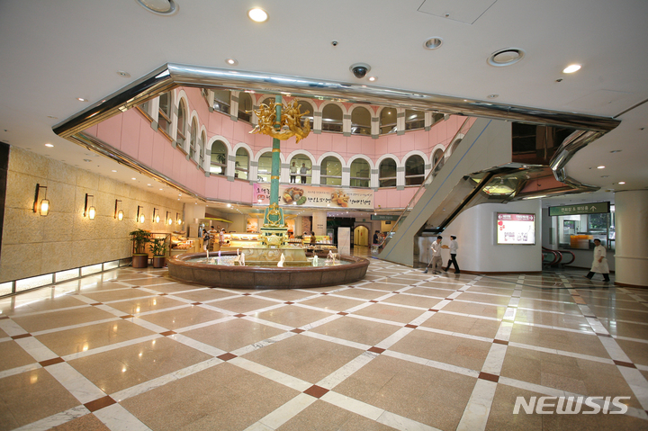 [서울=뉴시스] 부산 동래 허심청. (사진=한국관광공사 '대한민국 구석구석') 2022.11.26. photo@newsis.com *재판매 및 DB 금지