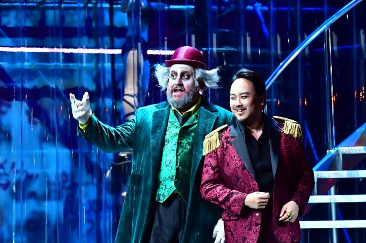 [서울=뉴시스]오페라 '리골레토' 공연 사진. (사진=국립오페라단 제공) 2022.11.25. photo@newsis.com  *재판매 및 DB 금지