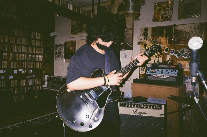 [서울=뉴시스] 사막꽃. 2022.11.29. (사진= 밴드 제공) photo@newsis.com *재판매 및 DB 금지