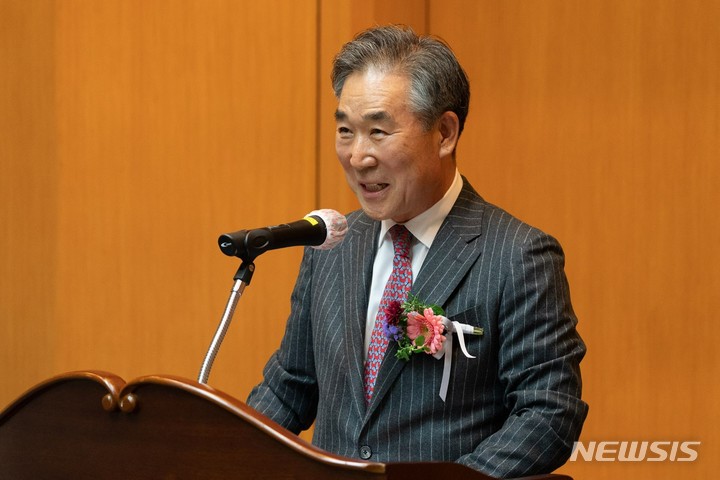 [광주=뉴시스](재)지스트발전재단 신임 이사장에 엠에스엘(주) 김해명 회장 취임.