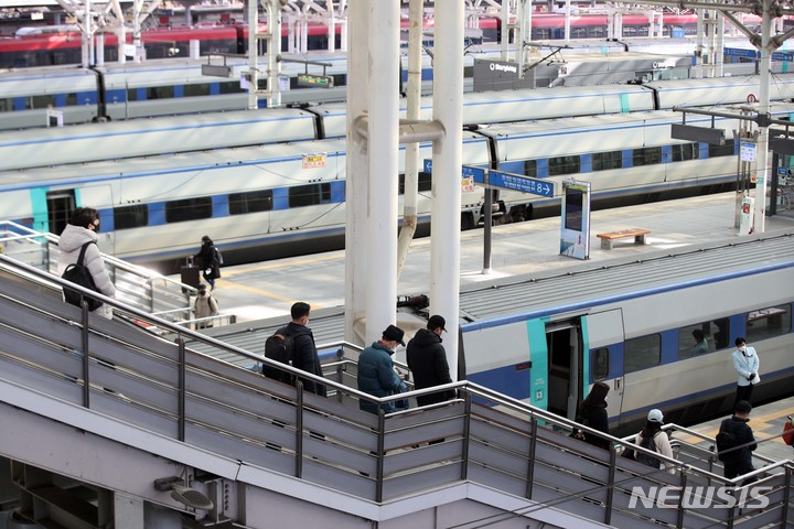 철도노조 파업 철회, 노사 합의 도출..,정상운행(1보)