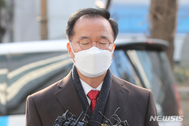 [서울=뉴시스] 권창회 기자 = 김광호 서울경찰청장이 2일 오전 서울 마포구 경찰청 이태원 사고 특별수사본부에 출석하고 있다. 2022.12.02. kch0523@newsis.com